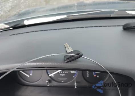 2000 Honda Civic Value Package из США, поврежденный, VIN 2HGEJ6617YH589112